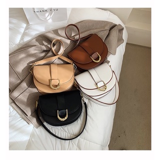 Petra bag มาใหม่สุด เรียบหรูดูดี สุดคุ้ม รุ่นนี้แถมฟรีสายสะพายให้2เส้น แบบสั้นกับแบบยาว