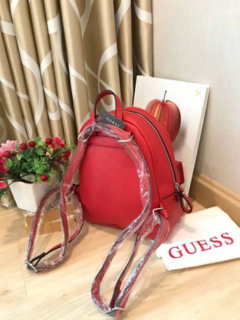 กระเป๋าเป้-guess-mini-bagpack