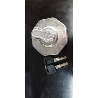 ฝาถังน้ำมันโซล่า ISUZU DECA360 รุ่นมีกุญแจล็อค FUEL TANK CAP DECA360 TSH