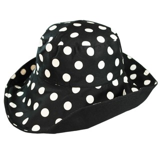 ภาพหน้าปกสินค้าATIPA Polka Dotti Black (Signature ATP Hat)  หมวกปีกกว้างลายจุด Classic ป้องกันแดด UV ใส่ได้ทั้งสองด้าน ที่เกี่ยวข้อง