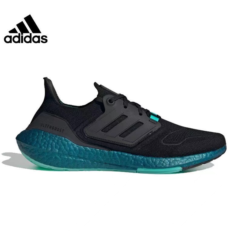 ภาพหน้าปกสินค้าAdidas Ultraboost 22 GX5564 รองเท้าวิ่ง รองเท้าผ้าใบ ซูเปอร์อ่อนนุ่ม