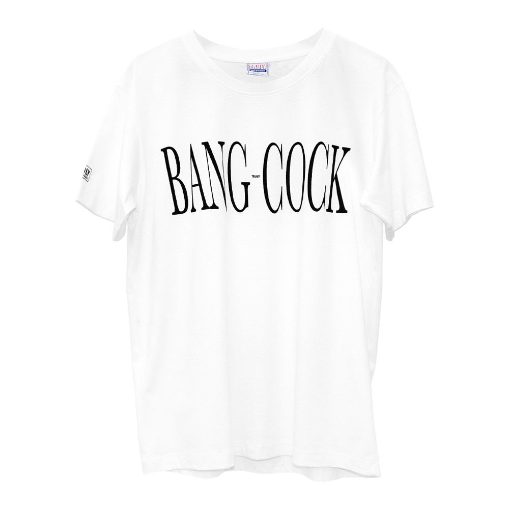 ภาพหน้าปกสินค้าเสื้อ TRULY สีขาวสกรีน "BANGCOCK" จากร้าน trulybkk บน Shopee