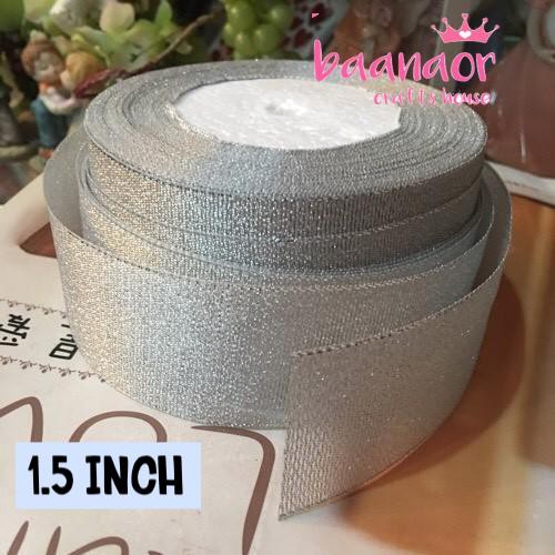 1-5-inch-1y-ริบบิ้น-เนื้อทราย-สีเงิน-ribbon-ขนาดเล็ก-กว้าง-1-5-นิ้ว-x-ความยาว-90-เซนติเมตร-แบ่งตัด-ความยาวจากม้วน