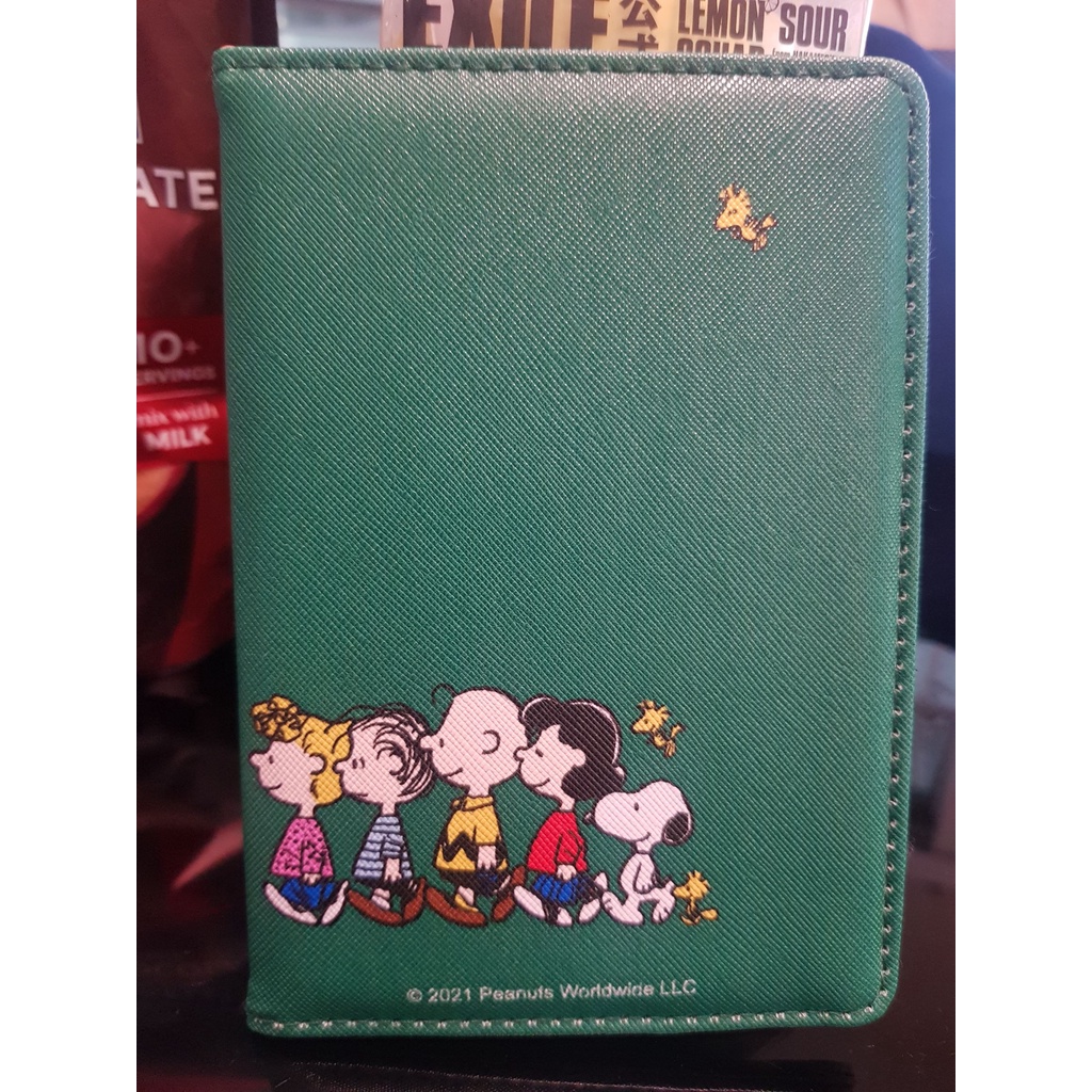 KBank x PEANUTS กระเป๋า Passport Shopee Thailand