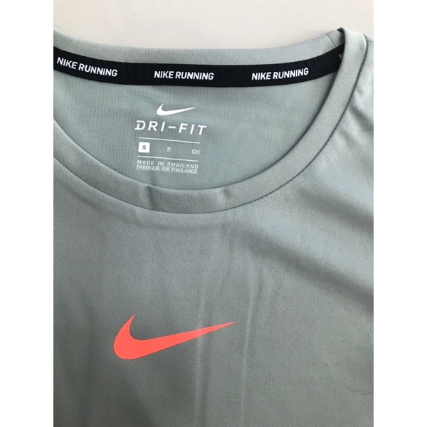 sales-เสื้อวิ่ง-nike-running-ของแท้-มือหนึ่ง-ราคาถูก