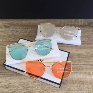 New Arrival ▫️Premium▫️VEDI Vj654
UV 400 Sunglasses

แว่นกันแดดทรงใหม่ล่าสุด แบรนด์ดัง