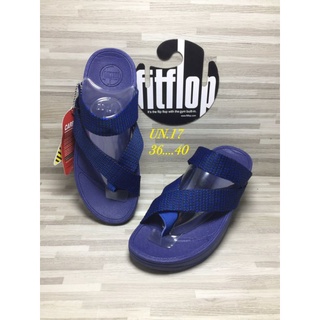 ภาพหน้าปกสินค้ารองเท้าแตะ fitflop ของผู้หญิงมีสินค้าพร้อมส่งนิ่มใส่สบาย ซึ่งคุณอาจชอบราคาและรีวิวของสินค้านี้