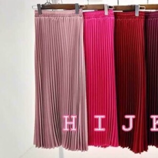 Pleated skirt สีชมพูนม สีตามตัวแรก เอว freesize