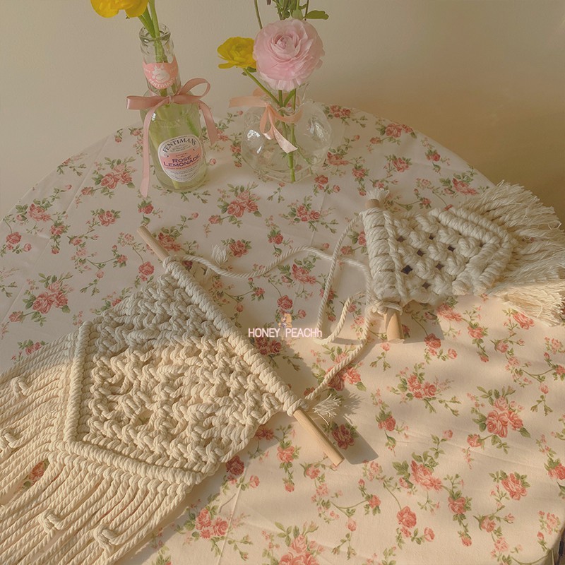 ผ้าปูโต๊ะลายดอกไม้-ผ้าปูโต๊ะลายดอกไม้ชมพูขาว-สินค้าพร้อมส่งจากไทย