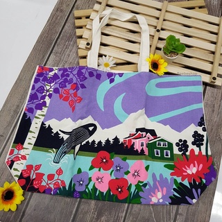 กระเป๋า Clarins Alaska สีม่วงลายบ้านและ ทิวทัศน์ดอกไม้
