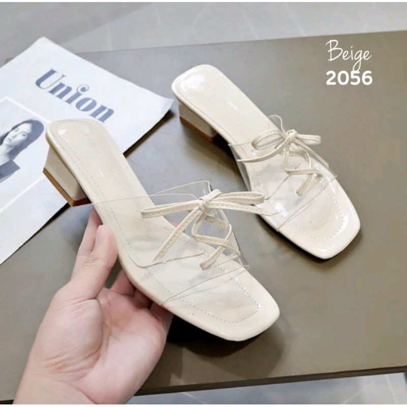 2056-รองเท้าส้นสูง-คาดหน้าพลาสติกใสแต่งเชือก
