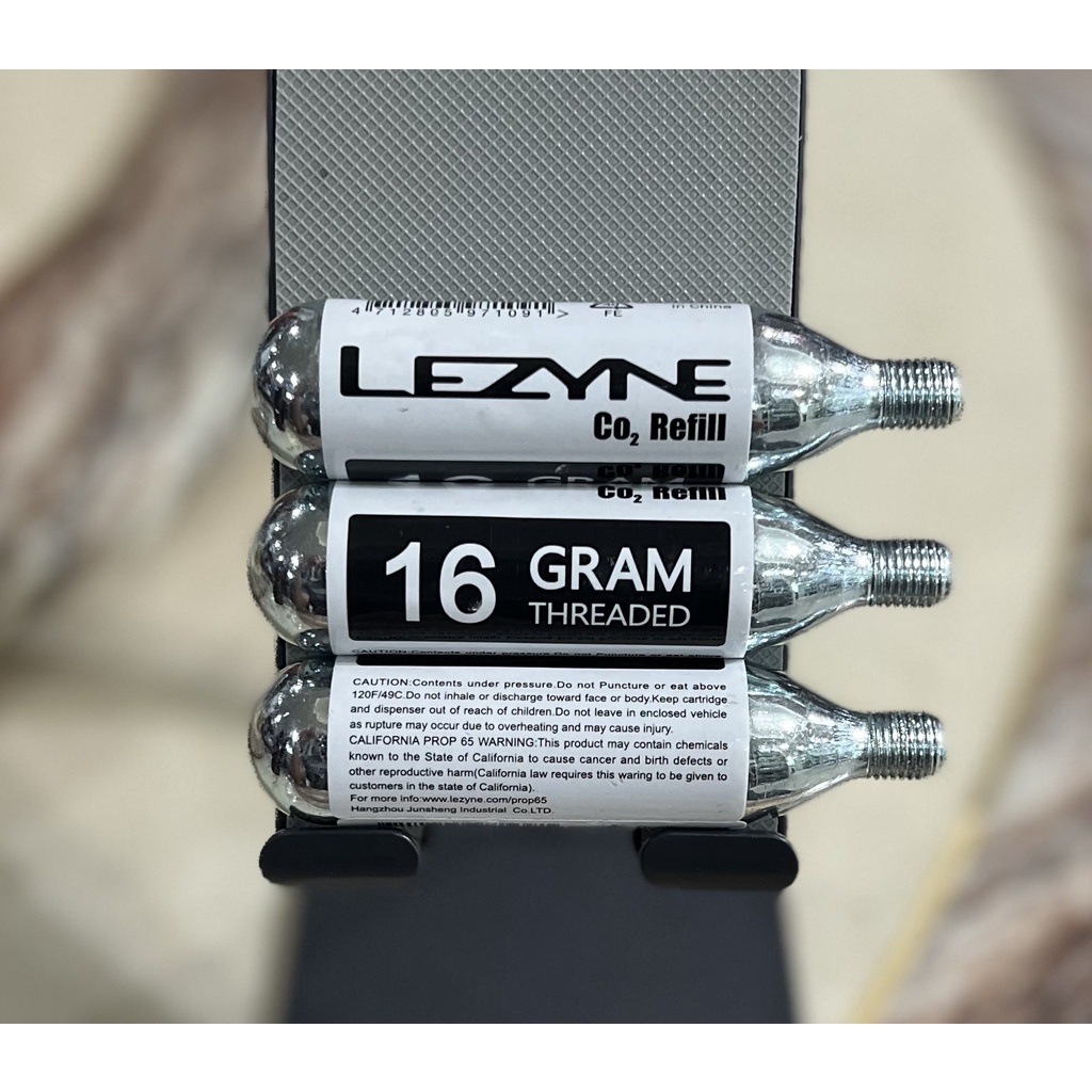 แก๊สเติมลมจักรยาน-lezyne-co2-refill-ขนาด-16-กรัม