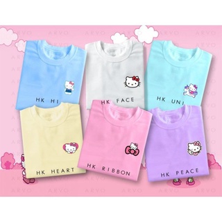 เสื้อยืดสีขาว เสื้อตราหานคู่ Ash Clutz - โลโก้เฮลโลคิตตี้เสื้อยืดผ้าฝ้าย unisex .WT เสื้อแฟชั่นผญ