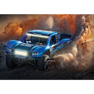 traxxas  UDR ultimate  desert racer 1:7 RTR led ขอบแถมทักแชตครับ