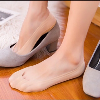 ภาพย่อรูปภาพสินค้าแรกของถุงเท้าคัชชู ซิลิโคน360 ถุงเท้าซิลิโคนกันลื่น ไร้ขอบ Ultra silicone