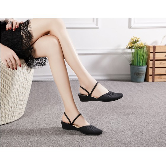 best-saleรองเท้าผู้หญิงรองเท้าส้นตึก-แบบรักส้นเท้า-รุ่นซิลิโคนใส่สบาย-tp69รองเท้าแฟชั่น