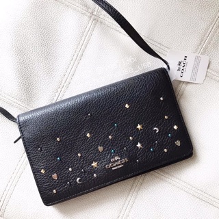 🌟พร้อมส่ง🌟COACH FOLDOVER CROSSBODY CLUTCH WITH STARDUST STUDS