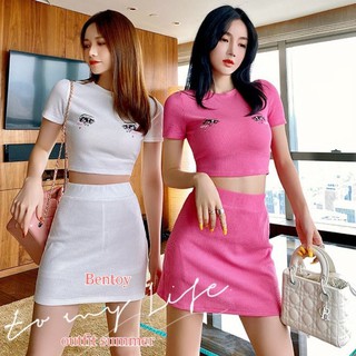 Bentoy*ชุดเซ็ท*เสื้อครอปแขนสั้นลายลูกตา+กระโปรงเอวสูงทรงเอNO.B211