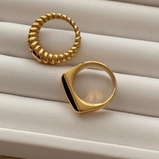 ภาพหน้าปกสินค้าBemet mini croissant / mini square ring แหวน ที่เกี่ยวข้อง