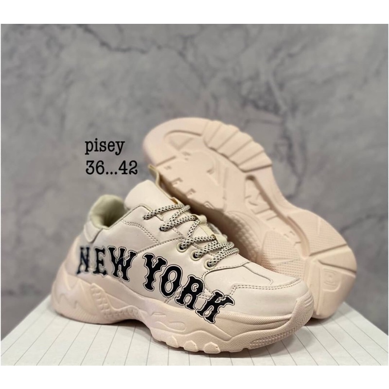 รองเท้าผ้าใบ-ใส่ได้ทั้งชาย-หญิงรองเท้าผ้าใบ-sneaker-ขนาด36-42