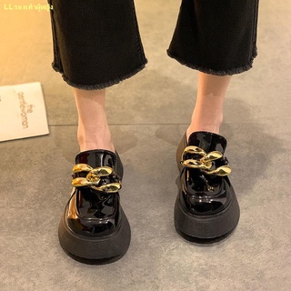 จัดส่งรวดเร็ว📣Baotou รองเท้าแตะผู้หญิง 2022 รุ่นใหม่เกาหลีรุ่นมุกโลหะหัวเข็มขัดหนาด้านล่างรอบนิ้วเท้ารองเท้าหนังขนาดเล็