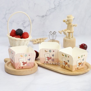 New ถ้วยกระดาษอบขนม จำนวน 100 ใบ ถ้วยอบคัพเค้ก มัฟฟิน เบเกอร์รี่ ทรงเหลี่ยม ลายลูกหมี Love คละสี (รหัส Bakery-0219)