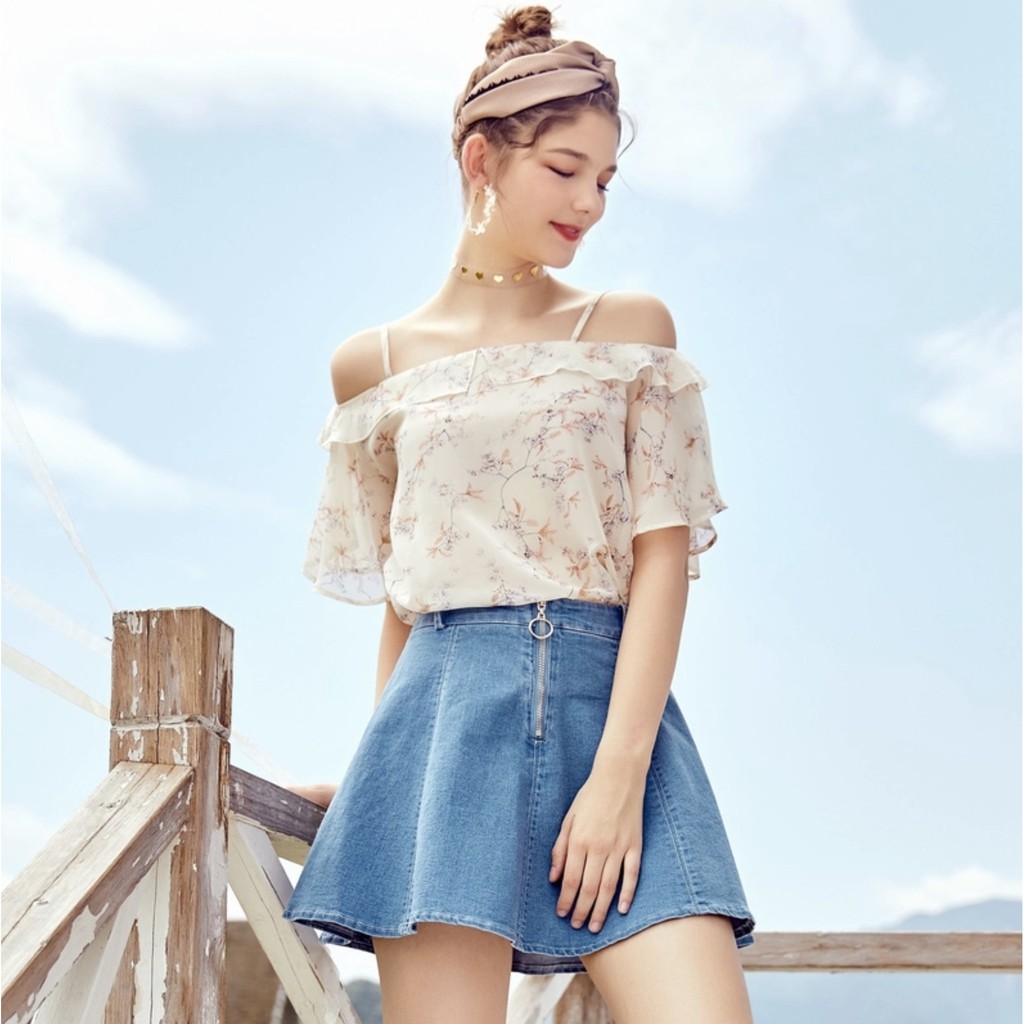 sale-พร้อมส่ง-semir-white-floral-boat-neck-dames-blouse