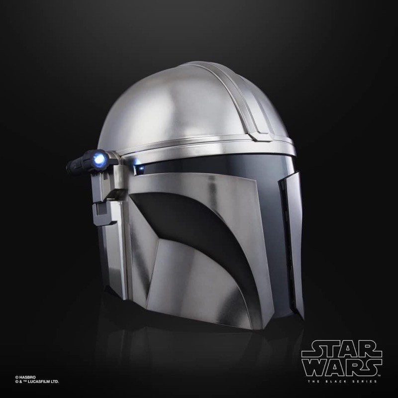 ภาพสินค้าHasbro Star Wars Black Series Mandalorian Electronic Helmet จากร้าน starwarsfantoys บน Shopee ภาพที่ 1