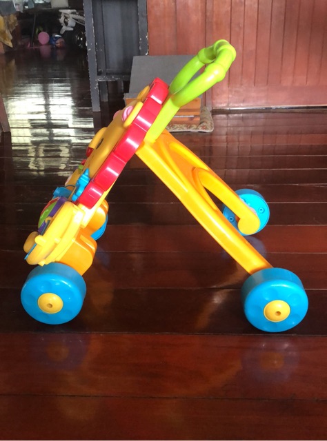 รถผลักไถ-เพื่อหัดเดิน-fisher-price-musical-walker-lion-ลายสิงโตน้อย