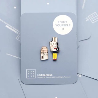 พร้อมส่ง! เซียวจ้าน Xiaozhan - Pin เข็มกลัด กระต่ายอ่านหนังสือพิมพ์