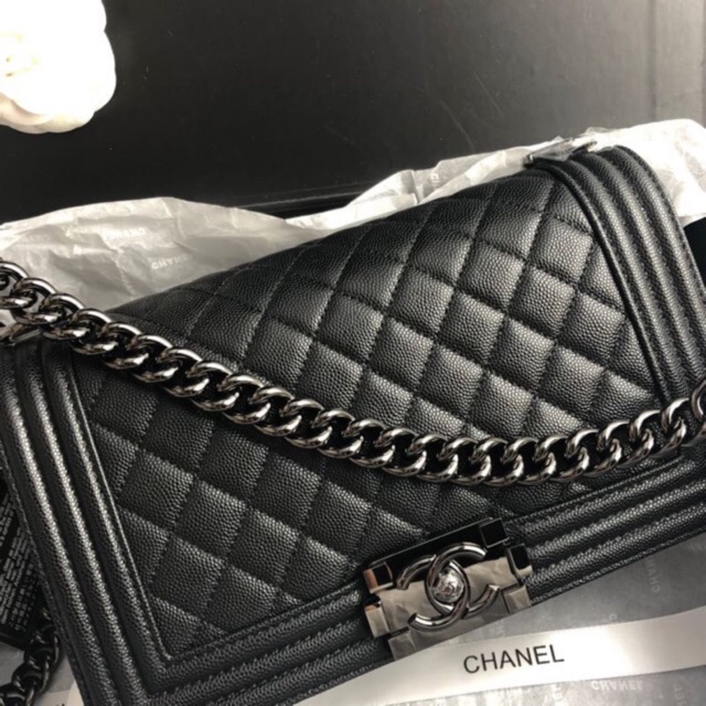 Chanel boy so black caviar hot sale