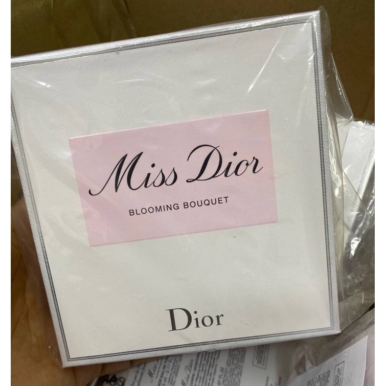 miss-dior-blooming-bouquet-gift-set-2-items-in-set-เซ็ทน้ำหอมสุดหรูจากดิออร์-ของแท้