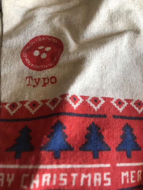 typo-ถุงใส่ของทรงถุงเท้าลายคริสมาสต์-ของใหม่