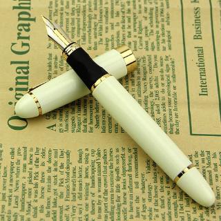 ปากกาสีขาว jinhao x 450