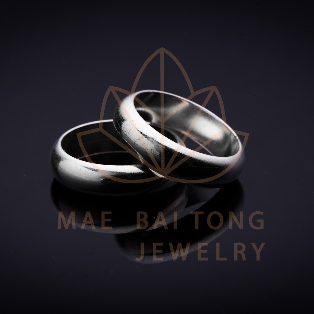 ภาพหน้าปกสินค้าแหวนเงิน แหวนเกลี้ยง แหวนปลอกมีด ชุบเงินแท้ 925 คุณภาพส่งออกโดยช่างฝีมือเยาวราช จากร้าน maebaitong บน Shopee