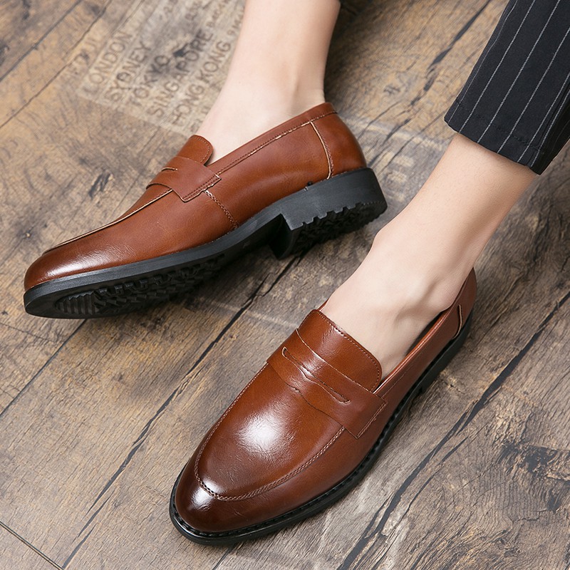 ภาพหน้าปกสินค้ารองเท้าแฟชั่นผู้ชายรองเท้าหนังสบายรองเท้าหนังแบบทางการรองเท้าหนังนุ่ม