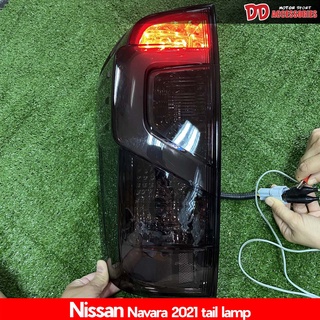 ไฟท้าย Nissan Navara NP300 2021 เดิม Smoke