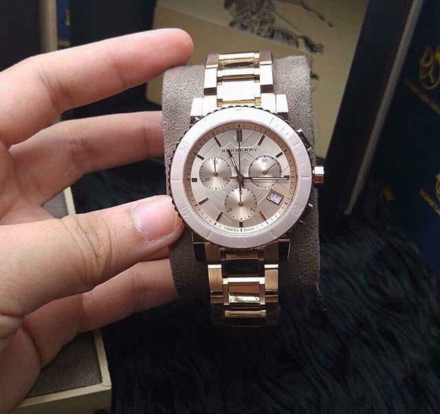 BURBERRY BU9703 WOMEN S SWISS CHRONOGRAPH ROSE GOLD ION PLATED STAINLESS STEEL BRACELET WATCH Shopee Thailand