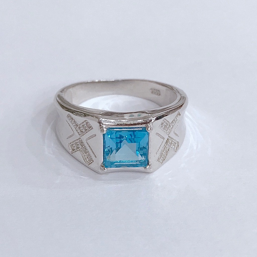 แหวนพลอย-สวิสบลูโทพาส-swiss-blue-topaz-สีฟ้าสดรุ่น-rm-sbt01sq