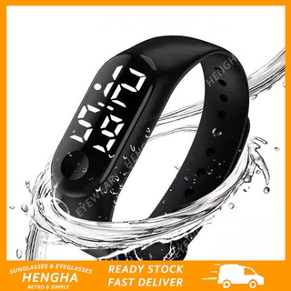 ภาพหน้าปกสินค้า【HENGHA】นาฬิกาข้อมือดิจิทัล หน้าจอ LED กันน้ำ สไตล์สปอร์ต ซึ่งคุณอาจชอบสินค้านี้