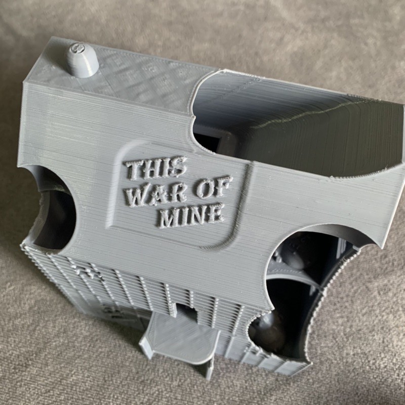 plastic-dice-tower-for-this-war-of-mine-board-game-หอคอยทอยเต๋า-สำหรับเกมดิส-วอร์-ออฟ-มายด์