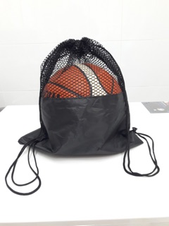 ภาพขนาดย่อของภาพหน้าปกสินค้าBag ball กระเป๋าตาข่าย โปร่งดำ (ใส่ฟุตบอล ลูกบาส ลูกวอลเล่ย์ อื่นๆ) จากร้าน warm501 บน Shopee ภาพที่ 1