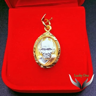 จี้พระหลวงพ่อเงินวัดบางคลาน จ.พิจิตร ชุบทอง เลี่ยมกรอบทอง หุ้มเศษทองเยาวราช  เนื้อ สามกษัตริย์ เงิน ทอง นาค พร้อมส่ง