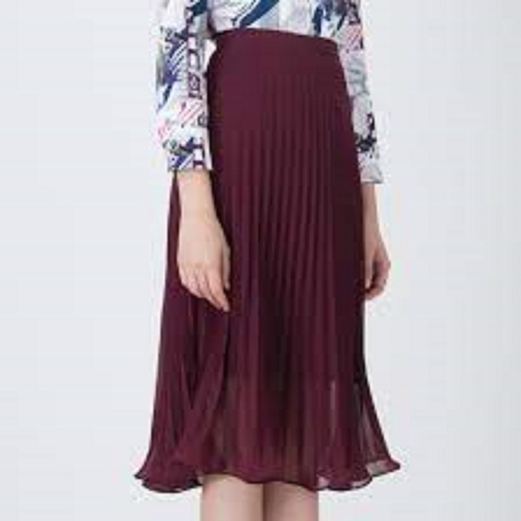 gsp-gorgeous-skirt-จีเอสพี-กระโปรงพลีท-กระโปรงระดับมาตรฐาน-สีแดงมารูน-sq14mr