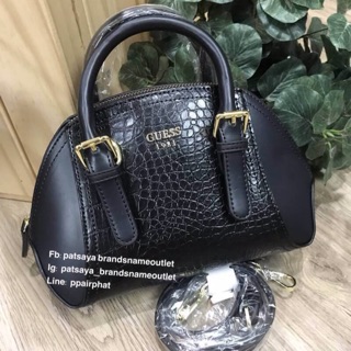 พร้อมส่งอีกครั้งตามคำเรียกร้อง Dont Miss! GUESS CROC SHOULDER BAG แท้💯outletกระเป๋าสะพายรุ่นยอดนิยม