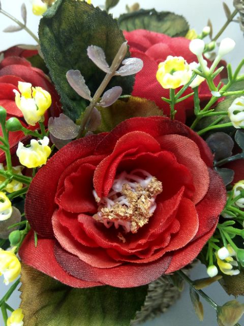 กระเช้าสานดอกกุหลาบป่า-ดอกไม้ประดิษฐ์-ใช้ตกแต่งบ้าน-ร้านค้า-อวยพรวันเกิด-แสดงความยินดี-ดอกไม้เกรด-a-นำเข้าจากต่างประเทศ