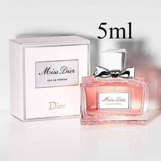 ภาพขนาดย่อของภาพหน้าปกสินค้าแท้ กลิ่นหรู Dior Miss Dior Blooming Bouquet EDT 5 ml แบบแต้ม มี3ตัวเลือกคะ จากร้าน thiradawan บน Shopee ภาพที่ 6