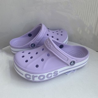 ภาพหน้าปกสินค้ารองเท้าแตะผู้หญิง Crocs ดั้งเดิม สินค้าในสต็อก205039 ที่เกี่ยวข้อง