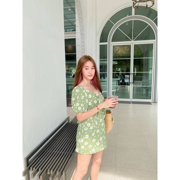 mm2903-เดรสดอก3สี-มินิเดรสลายดอกแขนบอลลูน-ผ้าวูลพีชพิมพ์ลาย-ชุดใส่แล้วน่ารักมากๆค่ะ-มีเชือกผูกผมแถม1เส้นน้า