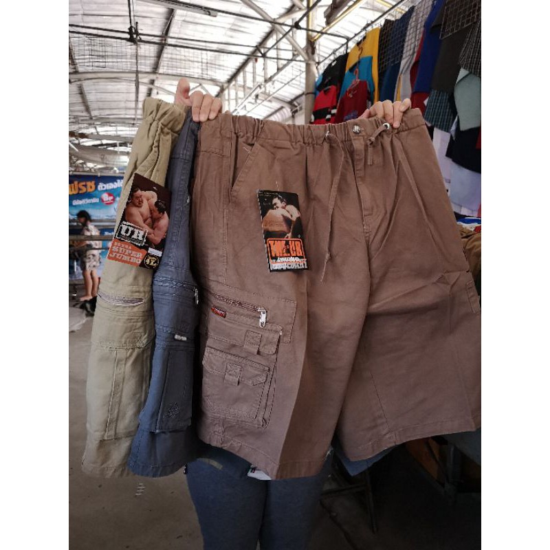 ภาพหน้าปกสินค้ากางเกงขาสั้น​ เอวยาง​ คนอ้วน​ ไซส์พิเศษ​ จัมโบ้​ ยี่ห้อ​ UR ยูอาร์ เอว​ 38ถึง60​ นิ้ว​ (2L,3L,4L) จากร้าน vittavatyokrattanasak บน Shopee